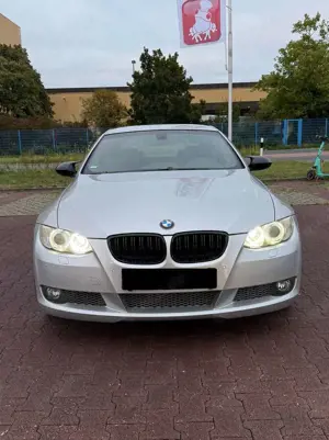 BMW 335 335i