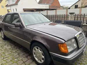 Mercedes-Benz E 260 Klimaautomat,Oldtimer,Tempomat Bild 2
