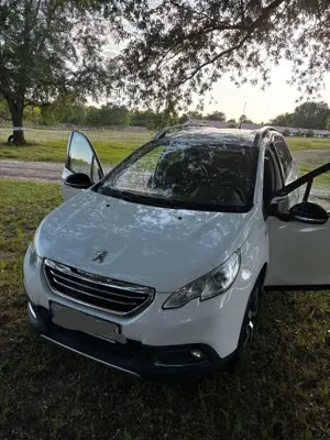 Peugeot 2008 2008 PureTech 110 Stop