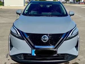 Nissan Qashqai Qashqai 1.3 DIG-T MHEV Xtronic Premiere Edition