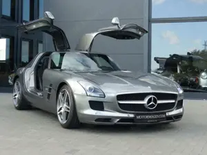 Mercedes-Benz SLS Coupe