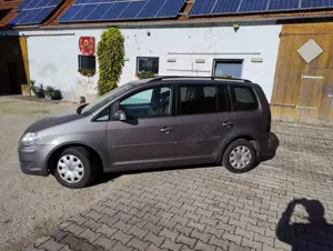 Volkswagen Touran Bild 2