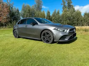 Mercedes-Benz A 180 A 180 d 7G-DCT AMG Line