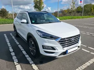 Hyundai TUCSON 4WD Premium Autom.|360°|AHK|NAVI|Kupplung NEU