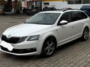 Skoda Octavia Octavia Combi 1.6 TDI DSG Soleil