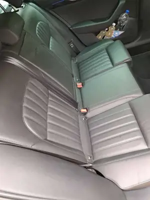 Skoda Superb Superb Combi 2.0 TDI 4x4 DSG L Bild 4