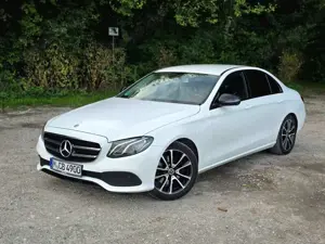 Mercedes-Benz E 200 9G-TRONIC Avantgarde
