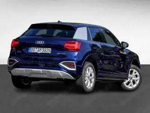 Audi Q2 35 advanced CAM E-KLAPPE NAVI+ LM17 SITZHEIZ. Bild 2