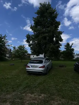 Mercedes-Benz CLA 220