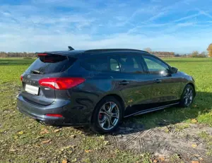Ford Focus Turnier ST-Line X / BO / HEAD-UP / 8-FACH Bild 4