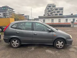 Nissan Almera Tino 1.8i  Acenta plus ~Klima