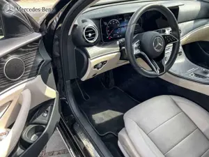 Mercedes-Benz E 220 d 4M Limousine RüKam+Totwink+LE Bild 4