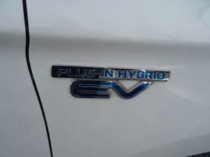 Mitsubishi Outlander PHEV Basis Spirit 4WD-Plug in Hybrid Bild 3
