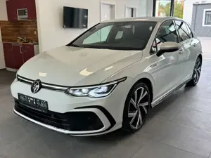 Volkswagen Golf VIII 1.5 eTSI-R-Line Plus-Matrix-Kamera-DCC