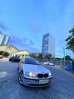 BMW 318 318i Edition Sport / 2 Jahre TÜV Bild 5