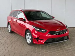 Kia Ceed SW / cee'd SW Sportswagon Comfort 1.5 DCTSitz + Lenkradheizun... Bild 4