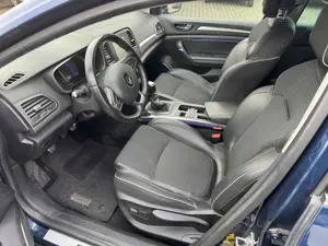 Renault Megane BOSE-Edition HEAD-UP KAMERA *TÜV NEU*