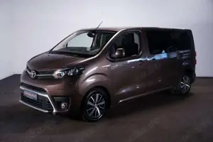 Toyota Proace 2.0 L D 8 Sitze Aut.*Kamera*Sitzh