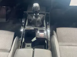 Opel Astra Astra 1.2 Turbo Elegance Kam PDC Bild 5