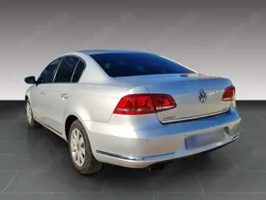 Volkswagen Passat BlueMotion 2.0 TDI / AHK Bild 3