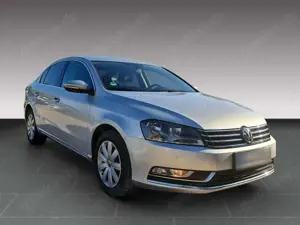 Volkswagen Passat BlueMotion 2.0 TDI / AHK Bild 4
