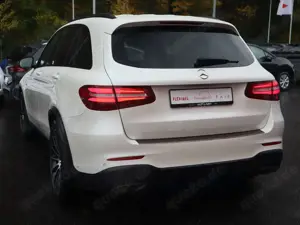 Mercedes-Benz GLC 43 AMG 4Matic LED Navi Pano Kam el.HK AHK Bild 3