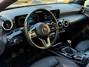 Mercedes-Benz A 200 Widescreen/8-fach/Teilleder/Klimaautomatik Bild 2