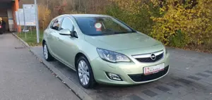 Opel Astra J Lim. 5-trg. Innovation*TÜV-NEU*NAVI*SHZ*