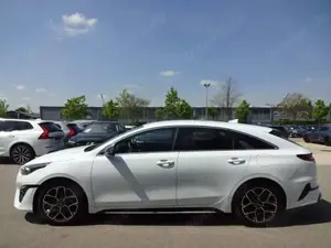 Kia ProCeed / pro_cee'd 1,5 GT-Line BLIS NAVI KAMERA 17" Bild 4