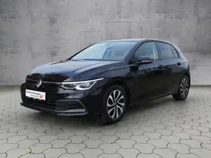 Volkswagen Golf VIII Active 2.0 TDI DSG HUD/ACC/PANO KLIMA LED NA