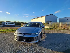 Volkswagen Passat Variant 1.5 eTSI DSG Business sehr gute Ausstattung Bild 4
