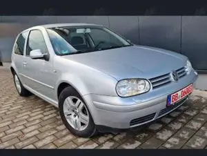Volkswagen Golf Golf 1.6 Automatik