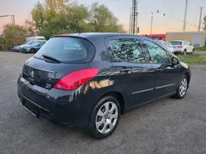 Peugeot 308 1.6 HDI Limousine Euro5 Active Tempomat Klimaautom Bild 5