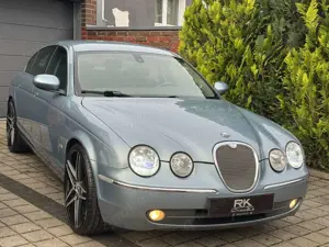 Jaguar S-Type 2.5 V6 Bild 3