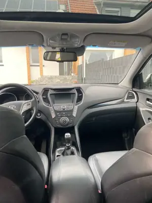 Hyundai SANTA FE Santa Fe 2.2 CRDI 4WD Premium Bild 4