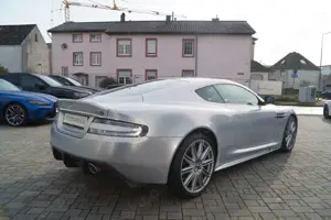 Aston Martin DBS *Carbon Exterieur, u-frei* Bild 4
