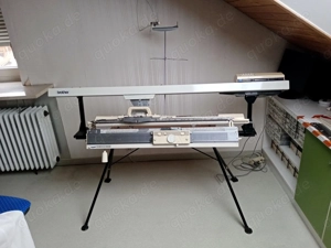 Strickmaschine Brother KH940 (elektronisch) mit Doppelbett KR850 und viel Zubehör günstig 