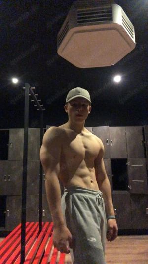 Suche eine Frau die ich verwöhnen darf 