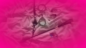 Weiblich, devot? Maso? Du willst dich ausleben? Du suchst etwas Besonderes?