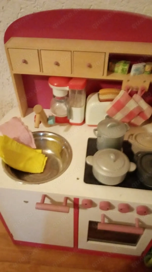 Kinderküche aus Holz