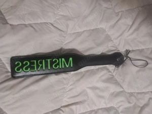 Ich erziehe dich sehr sträng  Bild 6