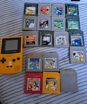Gameboy Color mit Gameboy Spielen wie Pokemon 
