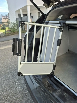 Aluminium-Transportbox für Hunde zu verkaufen