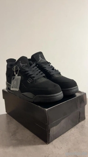 Air Jordan 4 Retro Black 