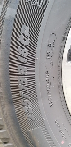 Sommerreifen 225x75 R16CP 