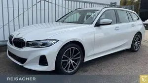 BMW 320 d Touring adLED HUD ACC DrAss RFK HiFi 18"