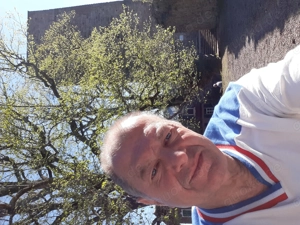 Frau für Hu Cow gesucht