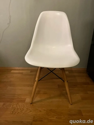 2 Esszimmerstühl wie Plastic Side Chair wie Eames