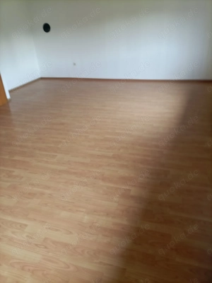 3 Zimmer Küche Bad,Balkon sofort zu vermieten 