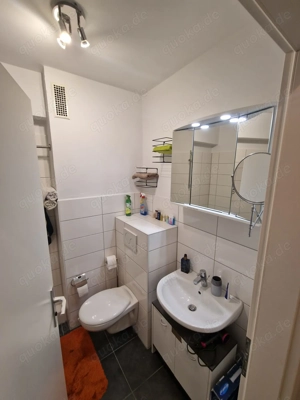 Putzkraft für 2-Zi.-WHG (knapp 50 m ) Rosenheimer Platz gesucht